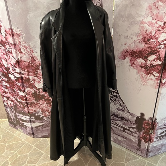 VINTAGE/CLASSIC  ANN TAYLOR GENUINE LEATHER FULL LENGTH COAT - Picture 15 of 16